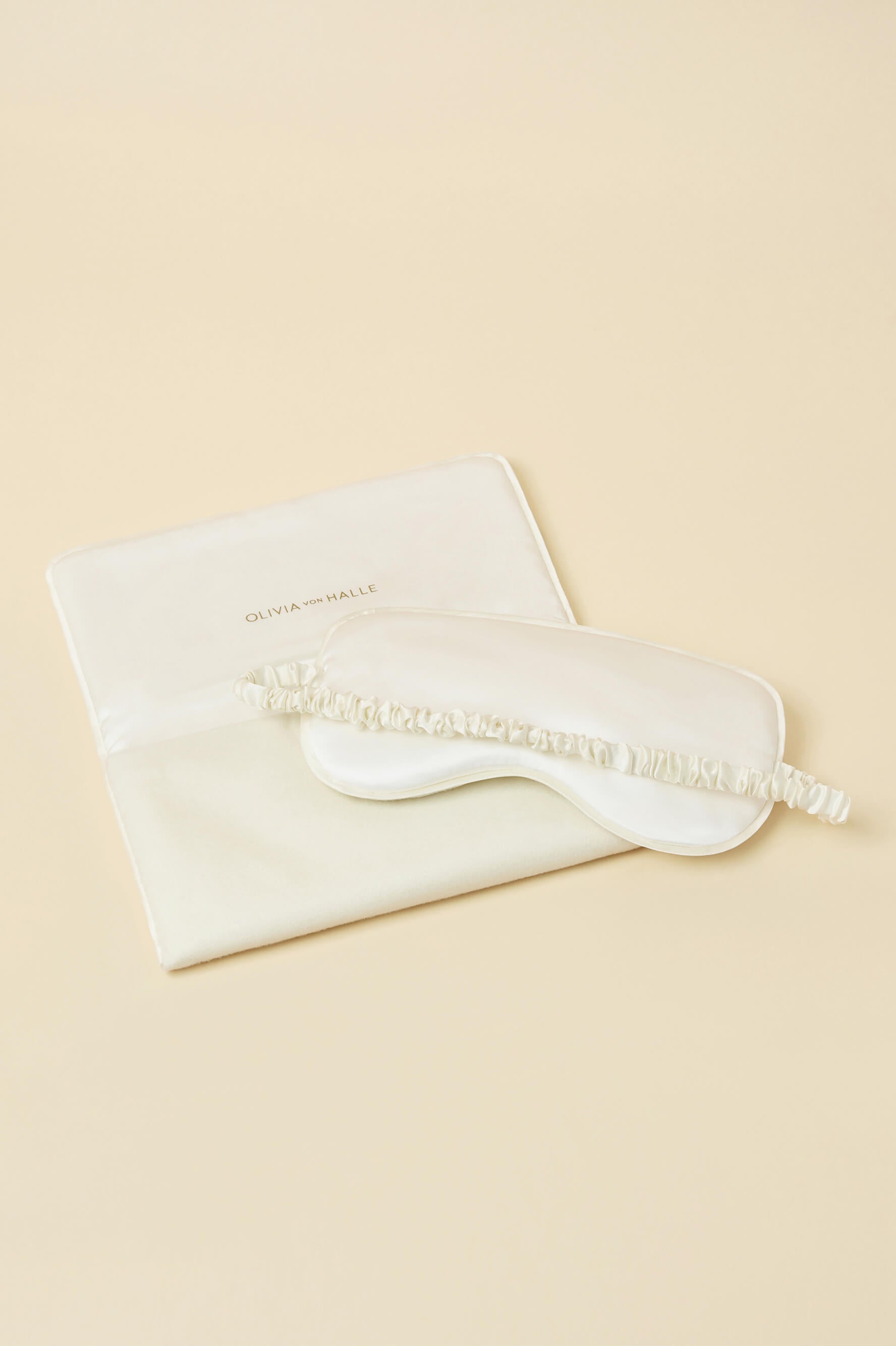 Audrey Aspen Ivory Eye Mask in Cashmere