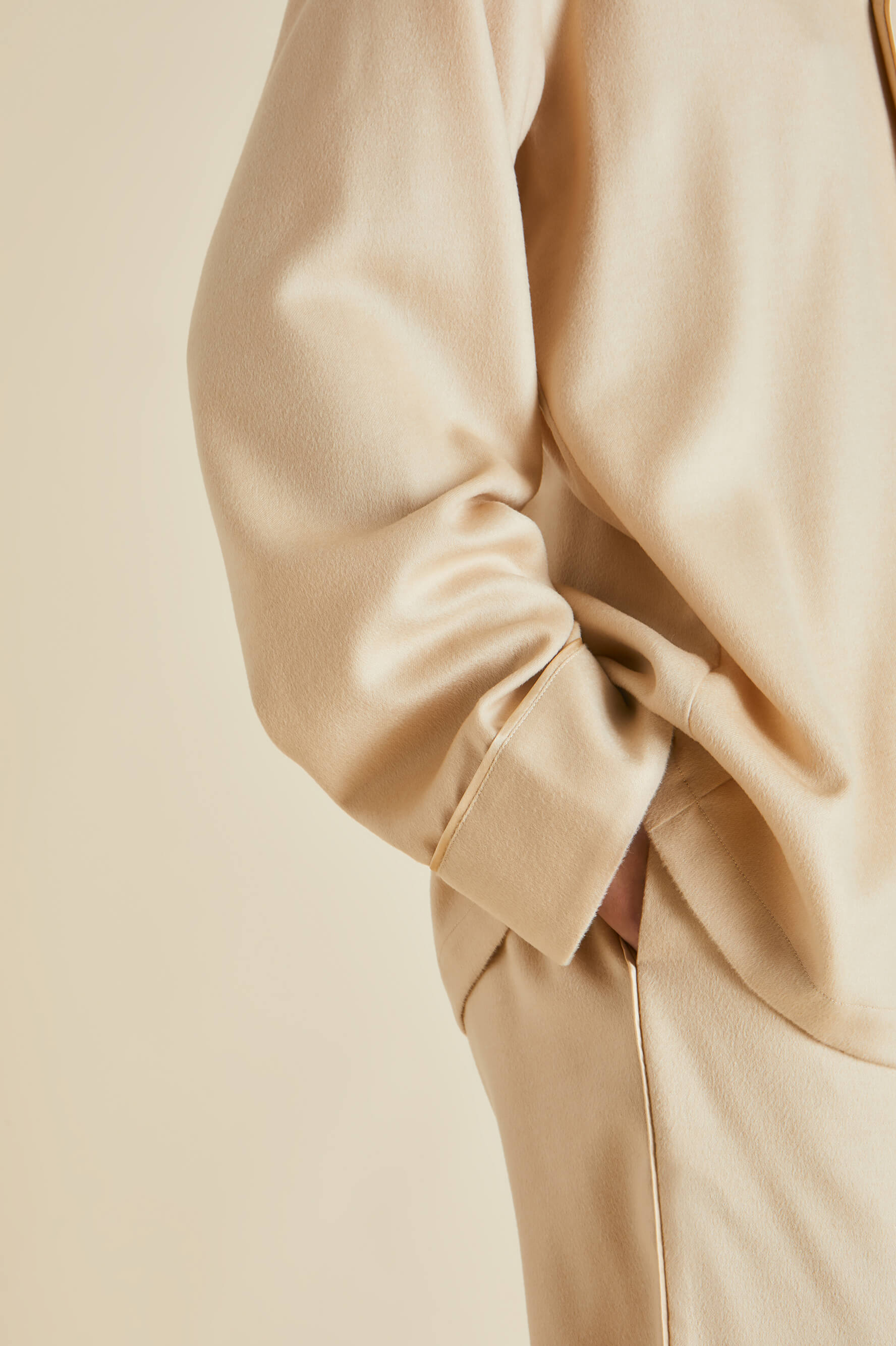 Vanderbilt Muscat Beige Pajamas in Cashmere