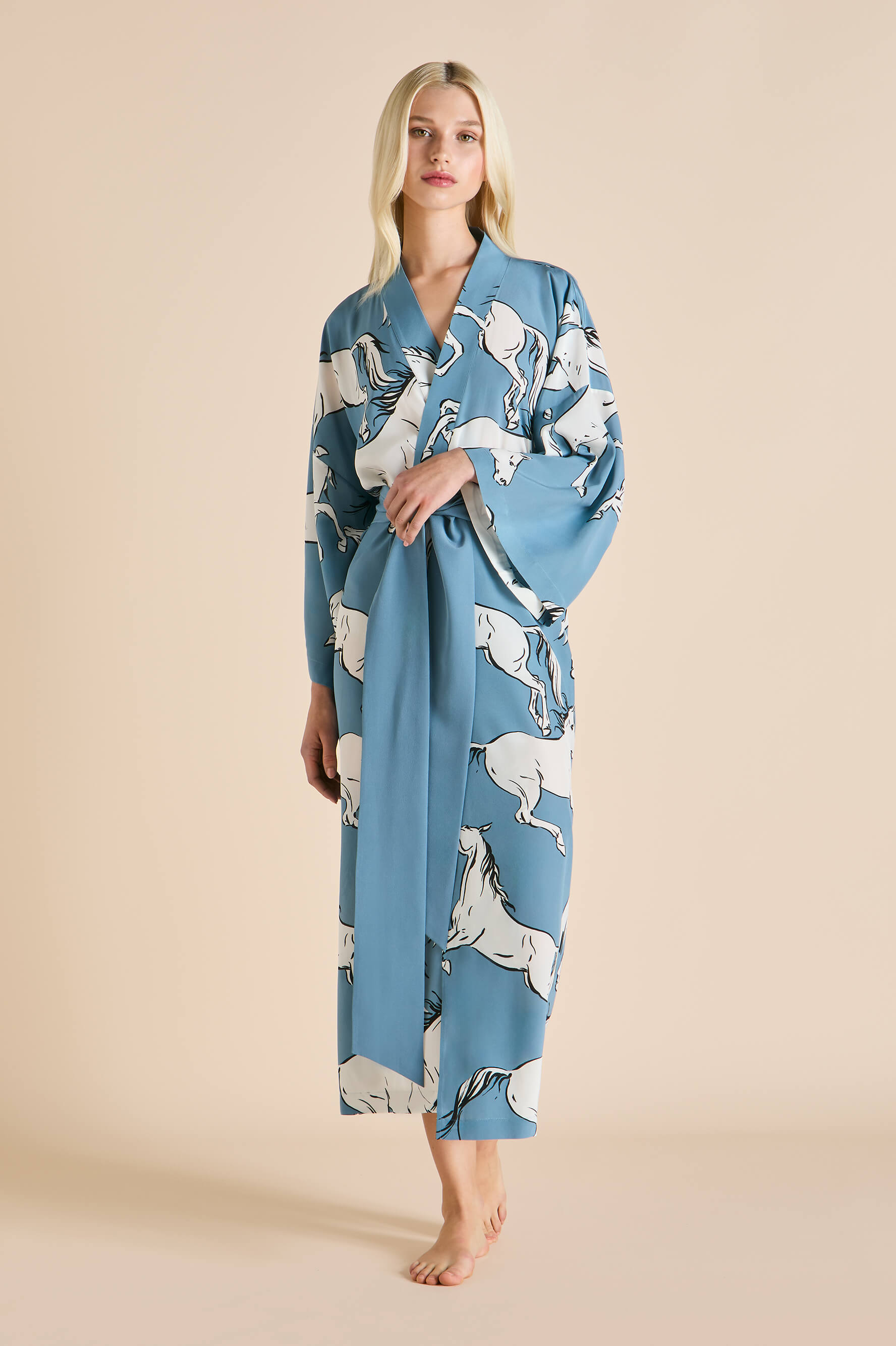 Amaya Cordelia Blue Horse Robe in Silk Crêpe de Chine