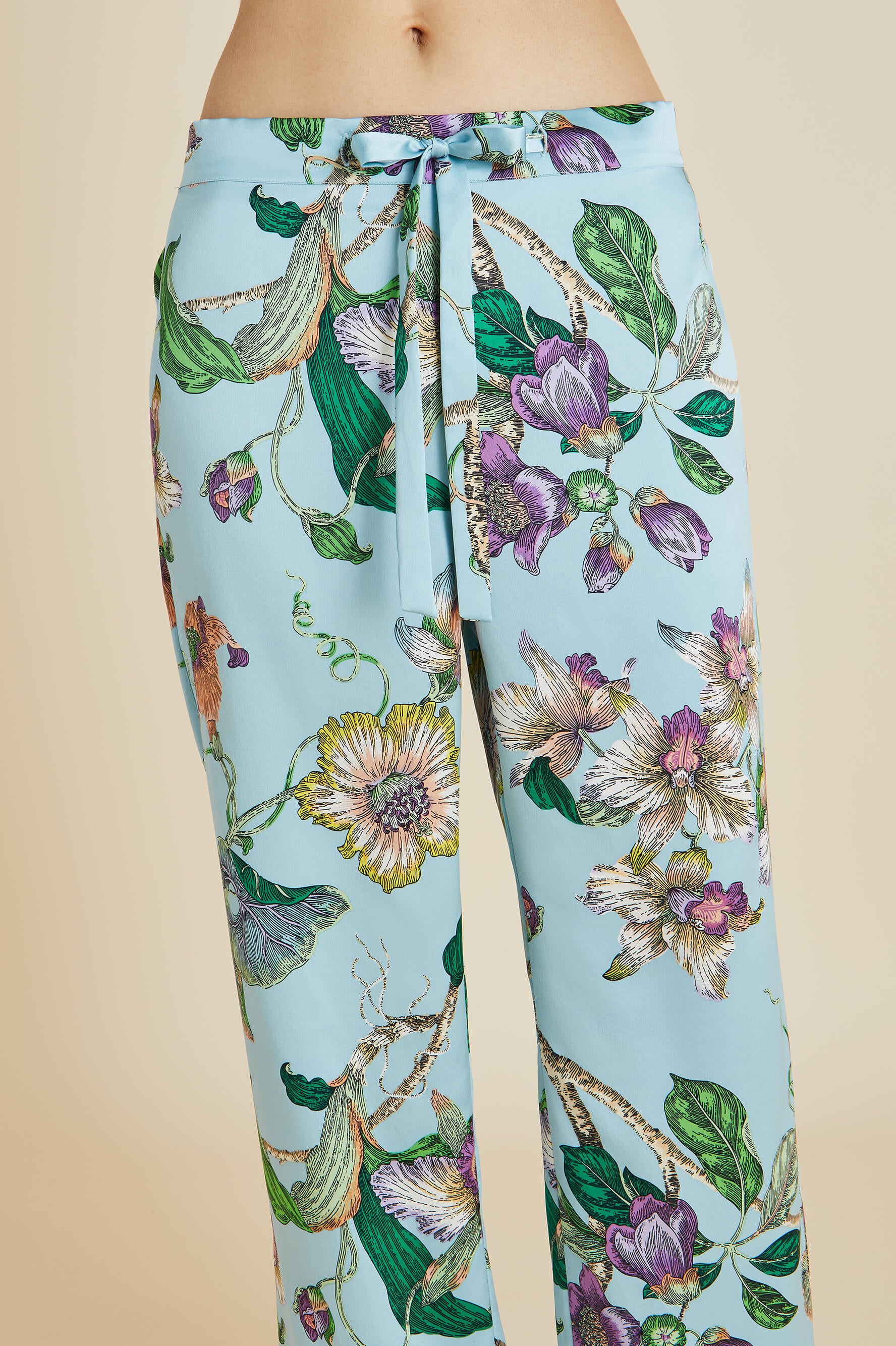 Lila Ceres Blue Floral Pajamas in Silk Satin