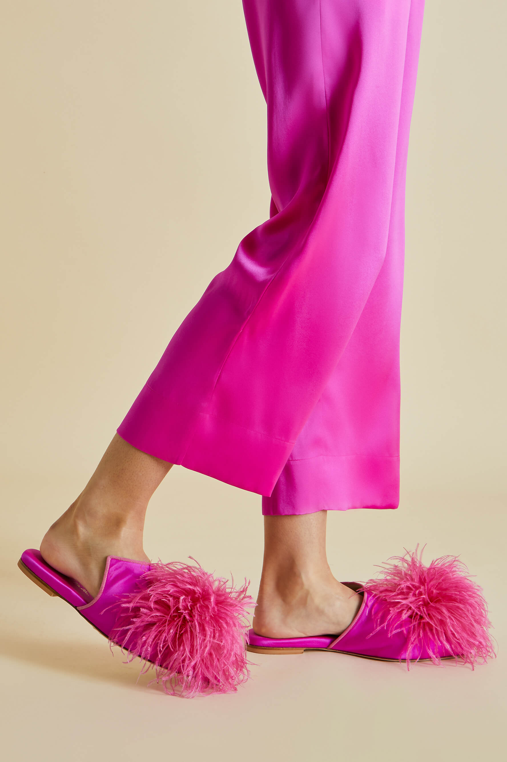 Contessa Madame Pink  Slippers in Silk Feather