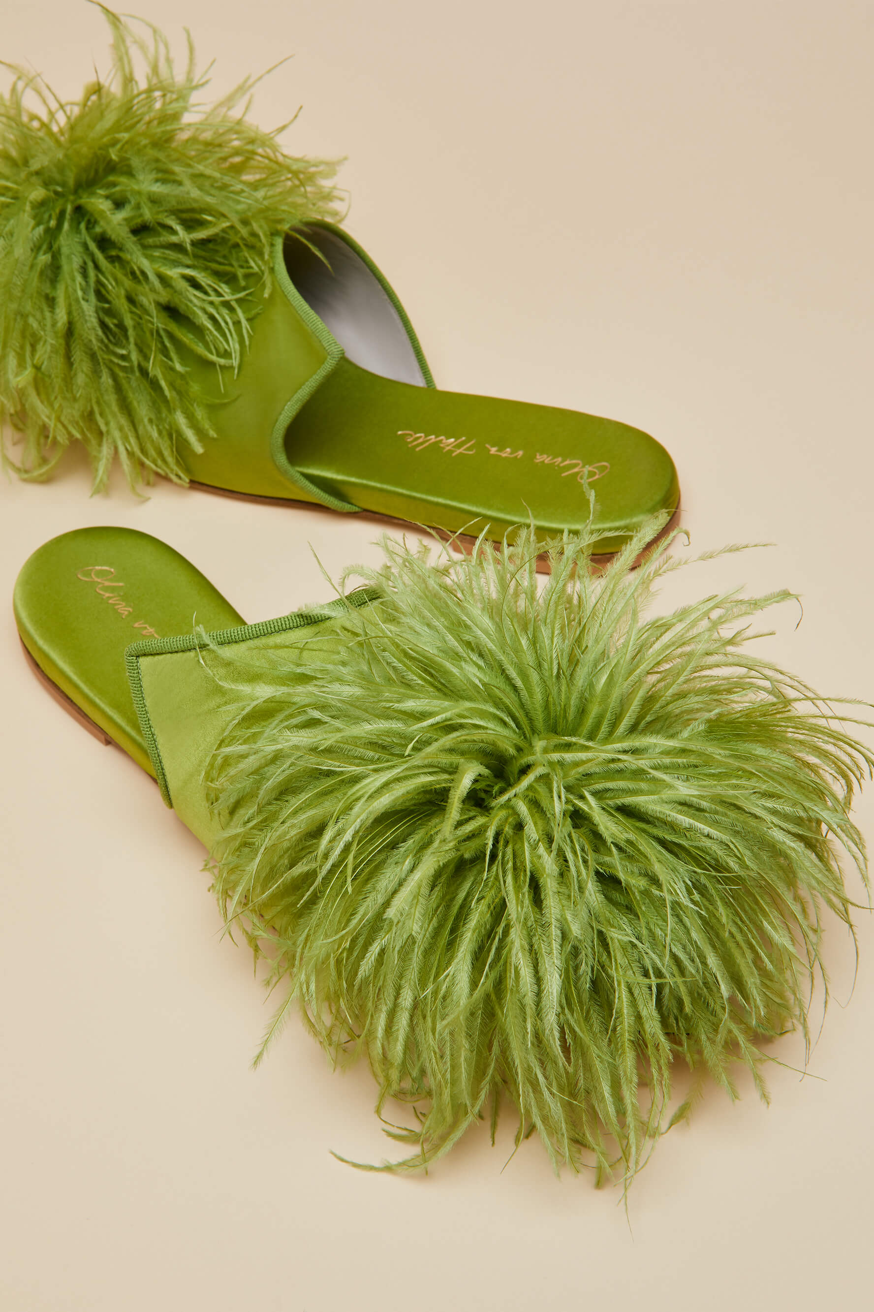 Contessa Niko Green  Slippers in Silk Feather