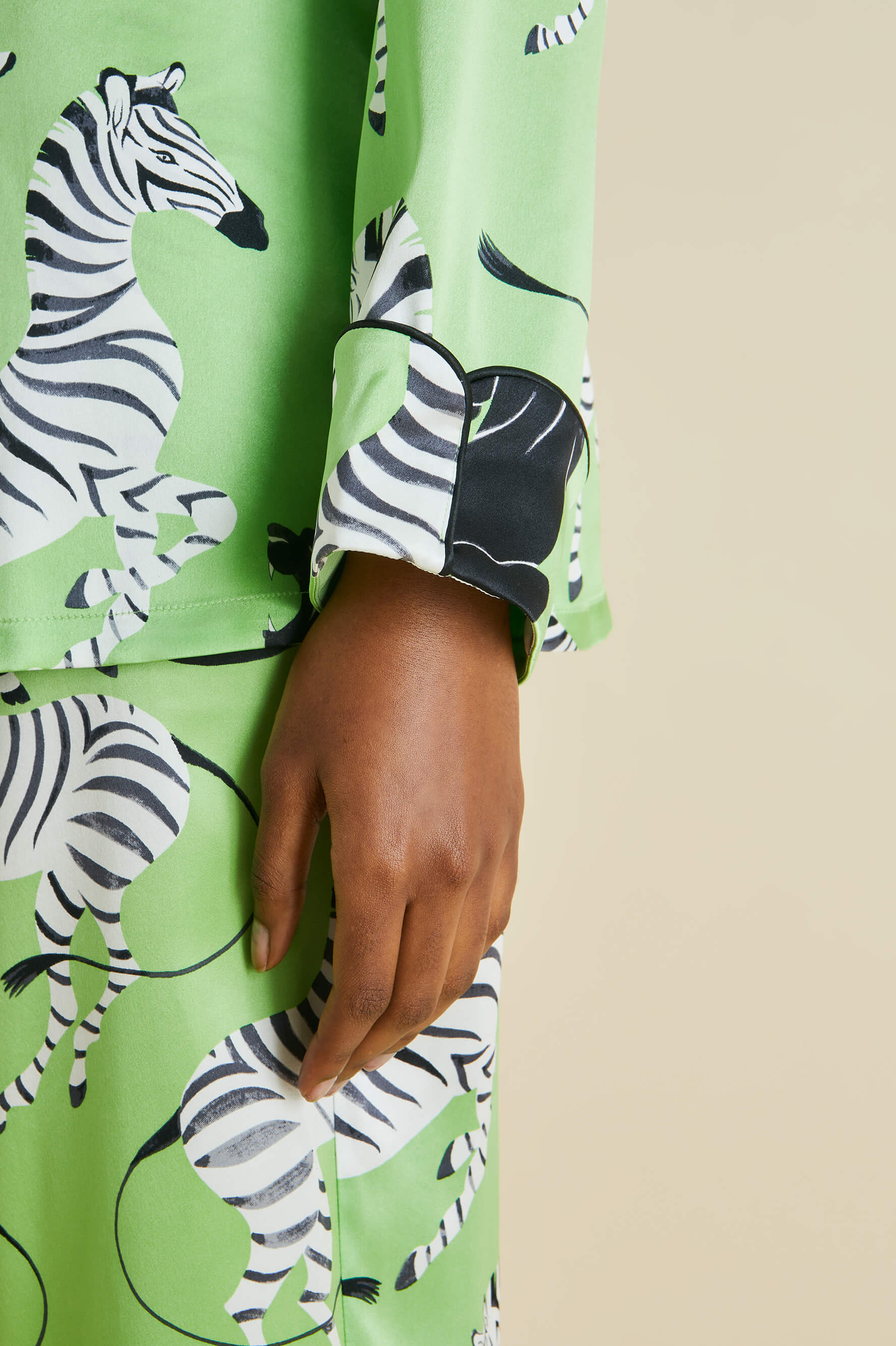 Lila Deneuve Green Zebra Silk Satin pajamas