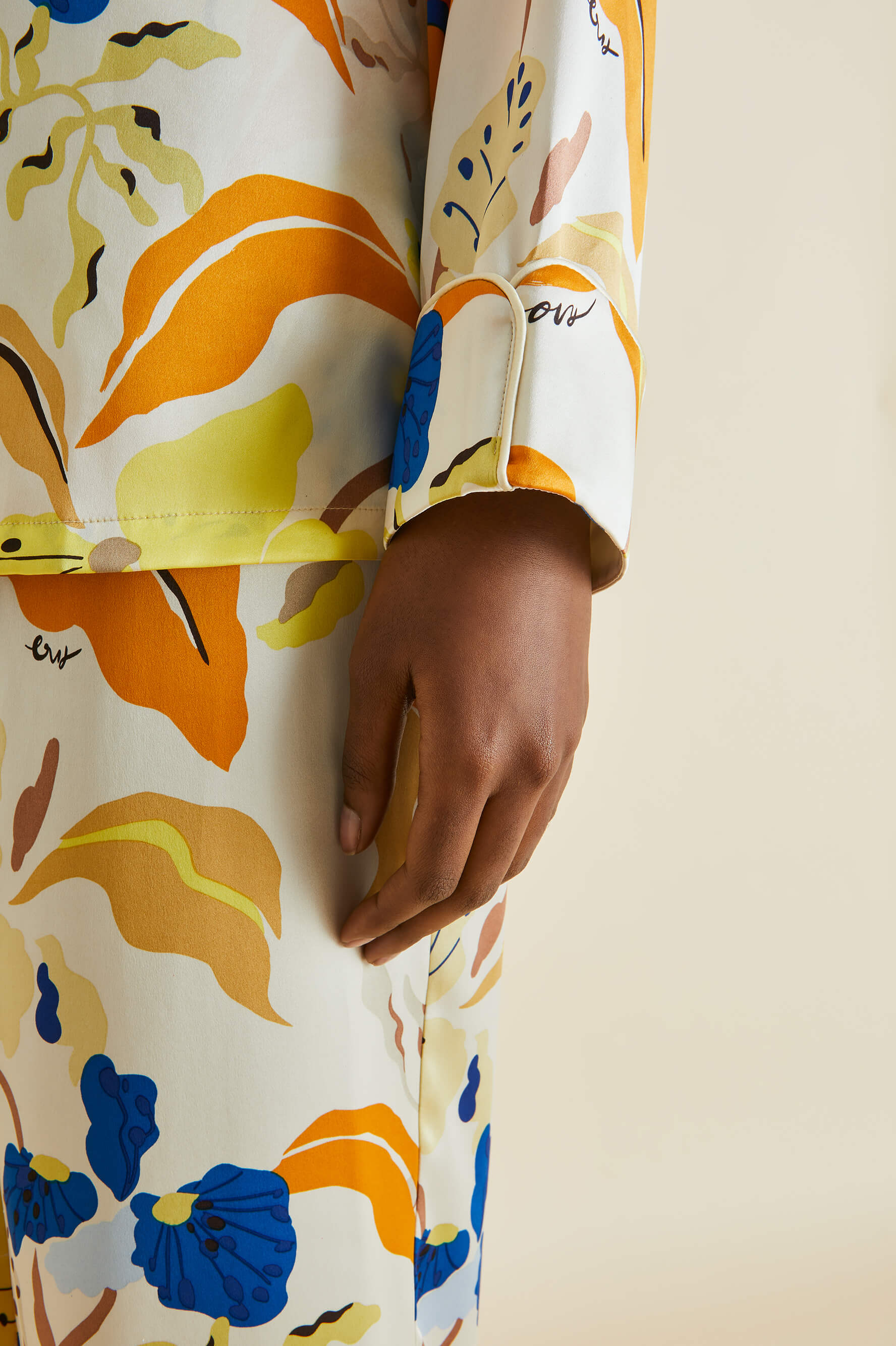 Lila Feliu Cream Floral Silk Satin pajamas