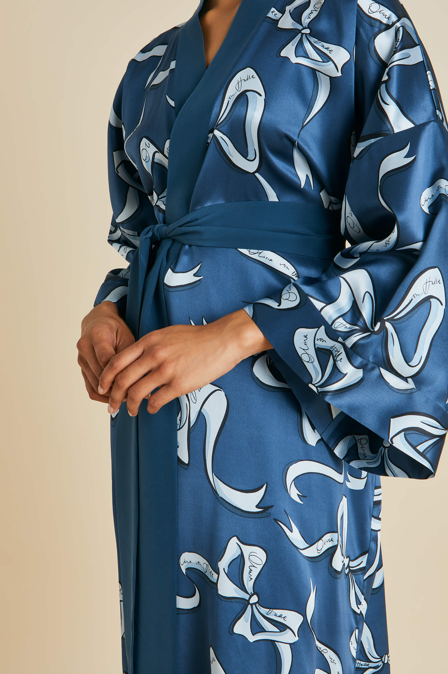 Mimi Arran Blue Bow Silk Satin Robe