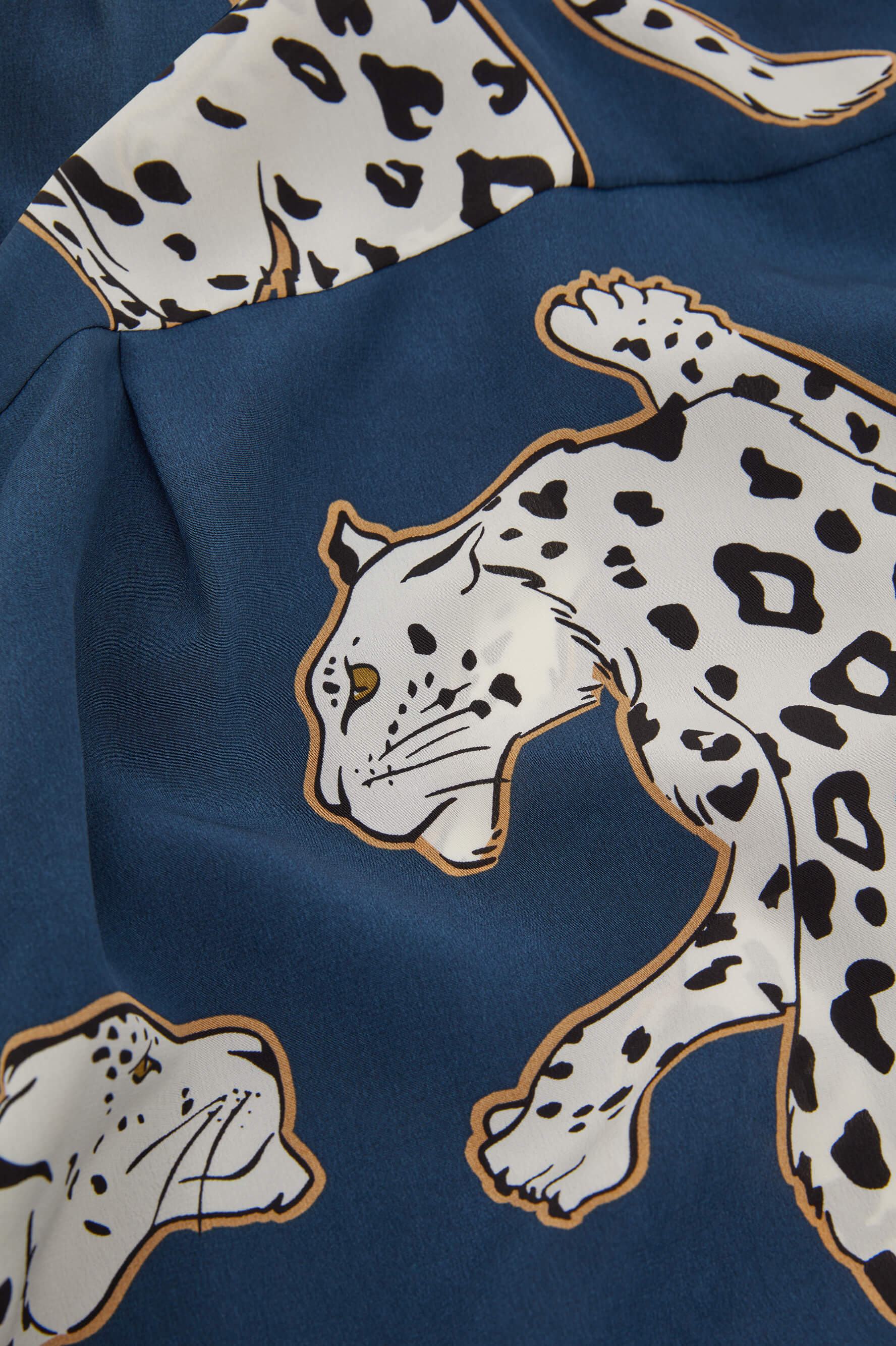 Queenie Magnus Blue Leopard Robe in Silk Crêpe de Chine | Olivia von Halle